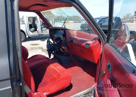 1991 Ford Ranger из США, поврежденный, VIN 1FTCR10A9MUB06057